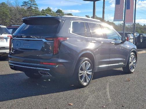 2022 Cadillac XT6 Premium Luxury AWD