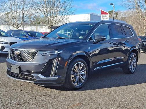 2022 Cadillac XT6 Premium Luxury AWD