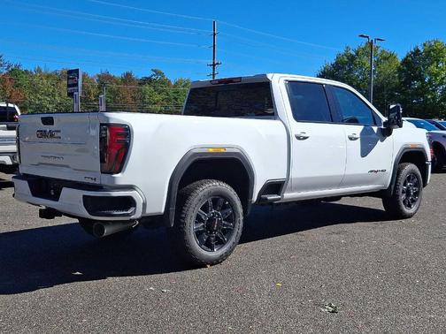 2026 GMC Sierra 2500 AT4