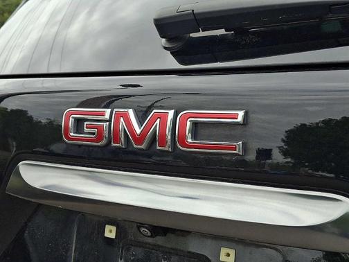 Ebony Twilight Metallic 2023 GMC Terrain AT4