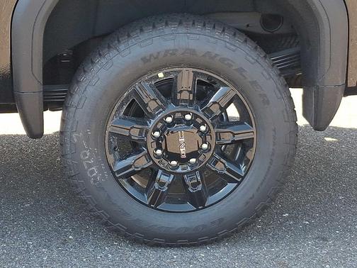 2026 GMC Sierra 2500 AT4