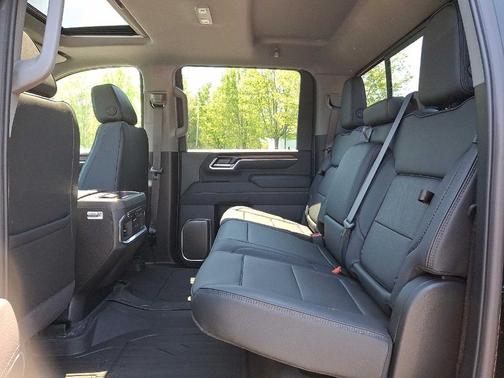 2025 GMC Sierra 2500 Denali