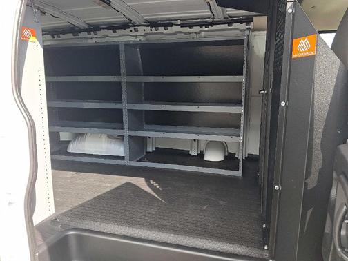 2025 GMC Savana 2500 Work Van