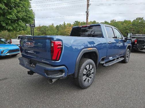 2025 GMC Sierra 2500 Denali