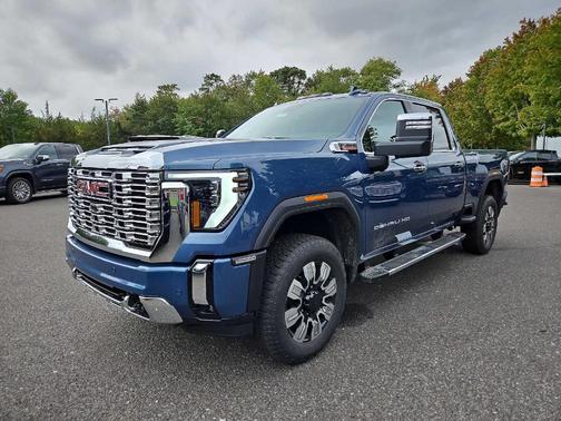 2025 GMC Sierra 2500 Denali