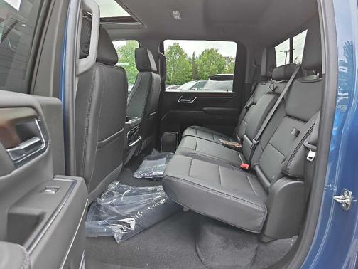 2025 GMC Sierra 2500 Denali