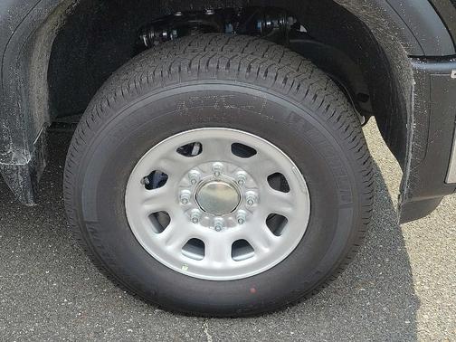 2024 GMC Sierra 2500 Pro