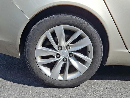 Champagne Silver 2014 Buick Regal Turbo