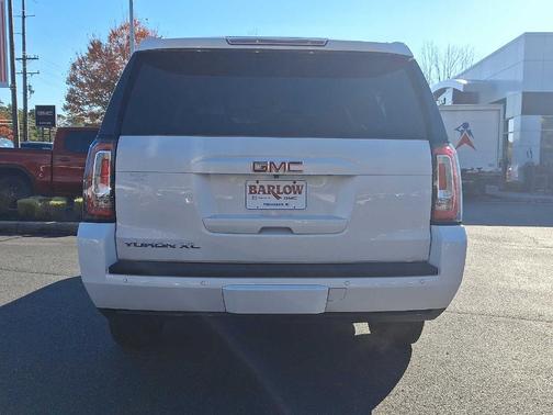 2016 GMC Yukon XL SLT