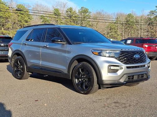 2023 Ford Explorer ST-Line