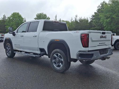 2026 GMC Sierra 2500 SLT