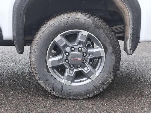2026 GMC Sierra 2500 SLT