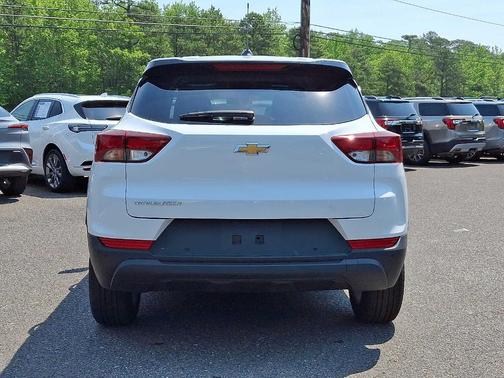 2025 Chevrolet Trailblazer LS