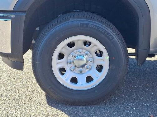 2026 GMC Sierra 2500 Pro