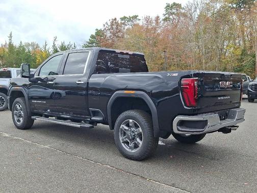 2026 GMC Sierra 2500 SLT