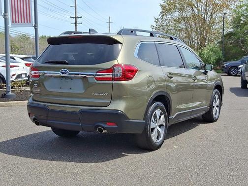 2022 Subaru Ascent Premium 8-Passenger
