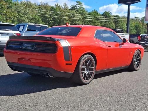 2016 Dodge Challenger R/T Scat Pack