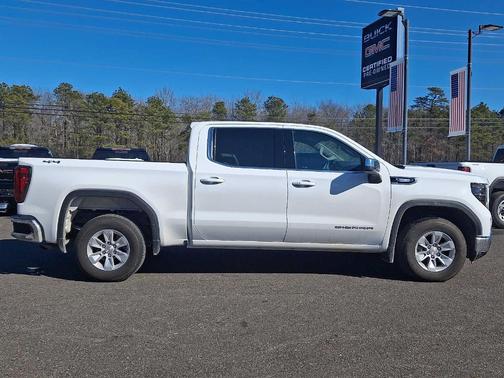 2023 GMC Sierra 1500 SLE