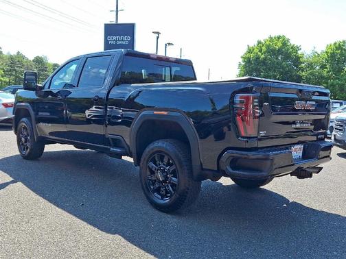 Onyx Black 2025 GMC Sierra 2500 AT4