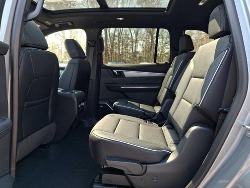 Moonstone Gray Metallic 2026 Buick Enclave Preferred