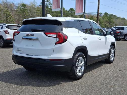 2022 GMC Terrain SLE