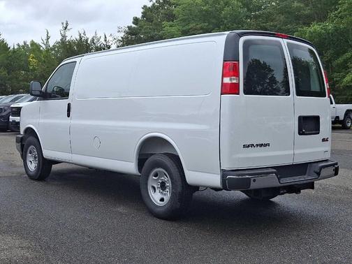 2025 GMC Savana 2500 Work Van
