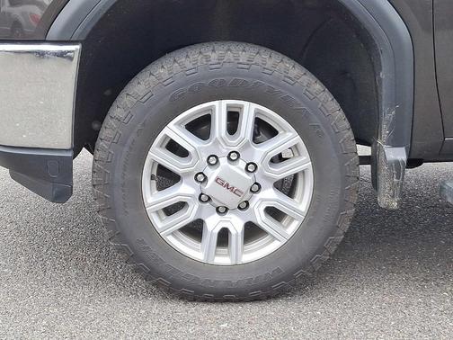 2021 GMC Sierra 2500 SLT