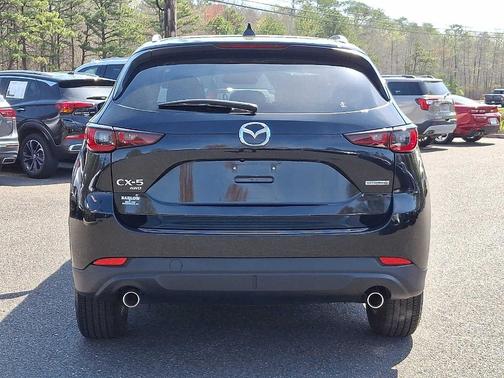 2022 Mazda CX-5 2.5 S Preferred Package