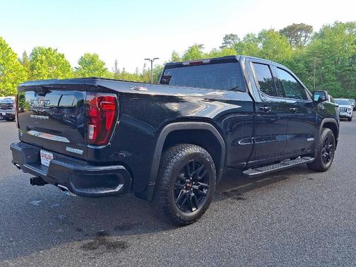 Onyx Black 2025 GMC Sierra 1500 Elevation