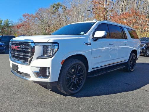 2023 GMC Yukon XL SLT