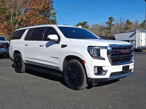 2023 GMC Yukon XL SLT