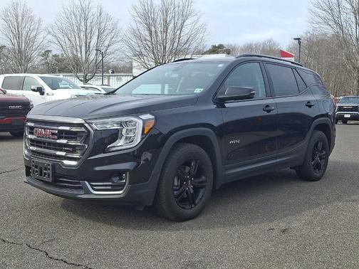 2023 GMC Terrain AT4