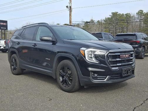2023 GMC Terrain AT4