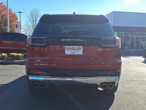 2024 GMC Acadia Denali
