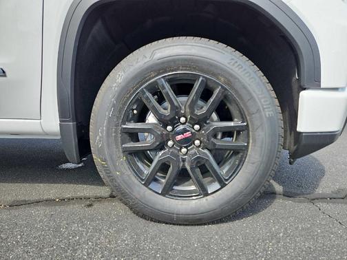 Summit White 2026 GMC Sierra 1500 Elevation