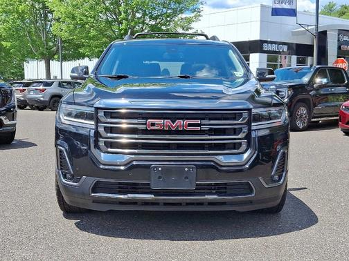 2022 GMC Acadia AT4