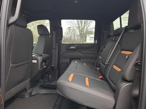 2026 GMC Sierra 2500 AT4