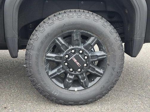 2026 GMC Sierra 2500 AT4