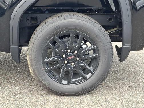 Onyx Black 2026 GMC Sierra 1500 Elevation