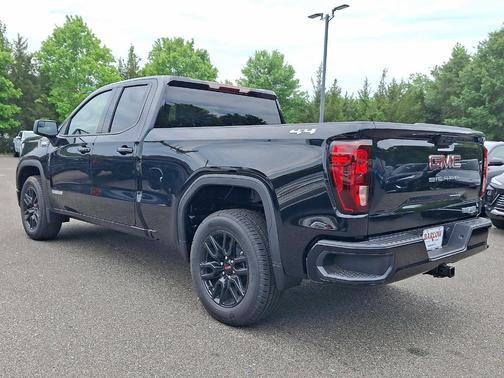 Onyx Black 2026 GMC Sierra 1500 Elevation