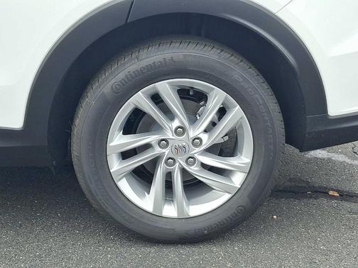 Summit White 2026 Buick Envista Preferred