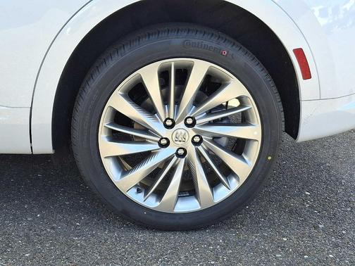 White Tri-Coat 2026 Buick Envision Avenir