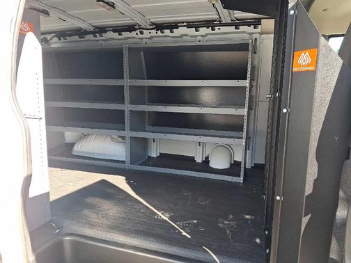 2025 GMC Savana 2500 Work Van