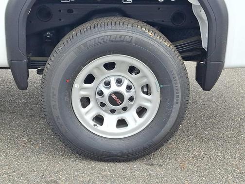Summit White 2026 GMC Sierra 2500 Pro