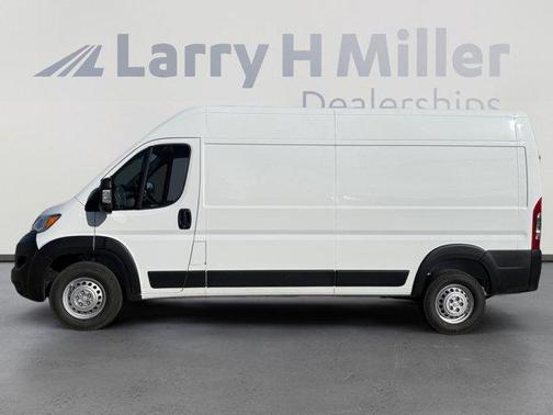 Bright White Clearcoat 2026 RAM ProMaster 2500 High Roof