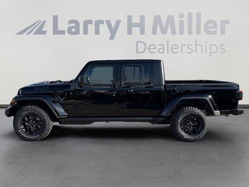 Black Clearcoat 2026 Jeep Gladiator Sport
