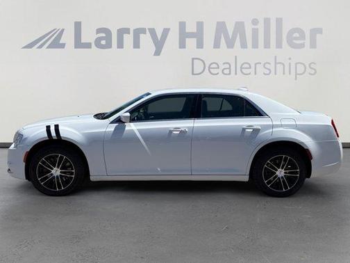 Bright White Clearcoat 2021 Chrysler 300 Touring