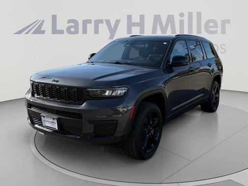 Metallic 2023 Jeep Grand Cherokee L Laredo
