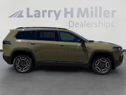 41 2026 Jeep Cherokee LAREDO/LIMITED