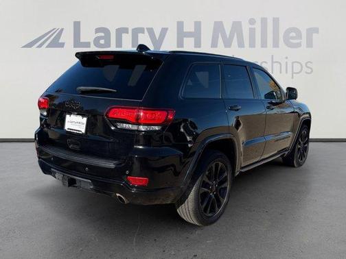 2022 Jeep Grand Cherokee WK Laredo